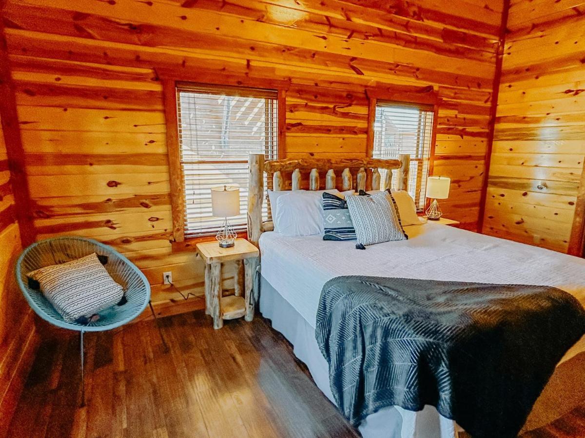 Heated Pool Hot Tub Game Room Mountain Views 塞维尔维尔 外观 照片